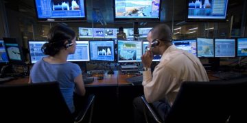 «Δαμάζοντας» τους αλγόριθμους: Μια τολμηρή πρόταση για τα δικαιώματα των εργαζομένων στην ψηφιακή εποχή