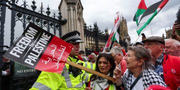 Η οργή για τη Γάζα οδηγεί την Ευρώπη σε σημείο καμπής για το Ισραήλ