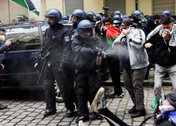 Συμβούλιο της Ευρώπης: Ανησυχίες για φίμωση και αστυνομική καταστολή φιλοπαλαιστίνιων διαδηλωτών στη Γερμανία