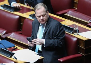 Βουλή: Παραπομπή Καραμανλή σε προανακριτική για παράβαση καθήκοντος με 154 «ναι»- Κρυφές απώλειες η ΝΔ