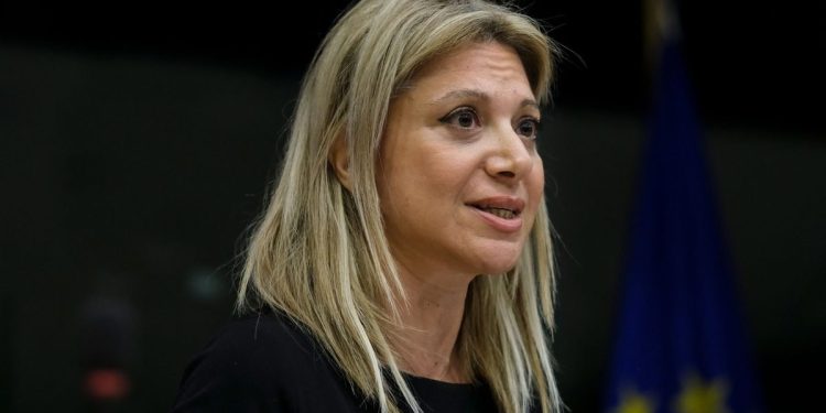 Συνεργάτες του Γρηγόρη Δημητριάδη στενοί συγγενείς του δικαστικού που μετέφερε τις απειλές σε βάρος της Μαρίας Καρυστιανού