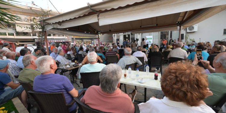 Ανδρουλάκης: Ή κυβέρνηση που το κράτος-λάφυρο υπηρετεί τον Μητσοτάκη ή κυβέρνηση ΠΑΣΟΚ και το κράτος να υπηρετεί τον πολίτη