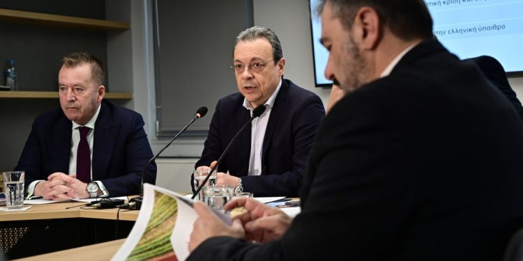 Προανακριτική ζητά ο ΣΥΡΙΖΑ για τον ΟΠΕΚΕΠΕ – ο κοριός, ο Βασίλης Κόκκαλης και η παραίτηση