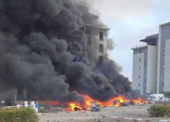 Live: Πύραυλοι του Ιράν έπληξαν το νότιο Ισραήλ – Σήμερα συνάντηση του ιρανού ΥΠΕΞ με ευρωπαίους ομολόγους του