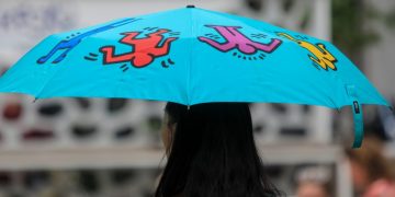 Καιρός: Μικρές ανάσες δροσιάς πριν τα 44άρια – Έρχονται βροχές και μπόρες το Σαββατοκύριακο