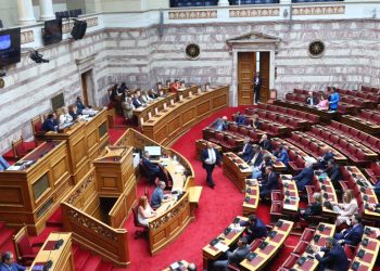 Κρας τεστ για την κυβέρνηση η Βουλή για εξεταστική και Προανακριτική