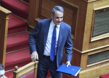 Βουλή: Ρεκόρ θερμοκρασιών την ερχόμενη εβδομάδα – Το σκάνδαλο του ΟΠΕΚΕΠΕ βαραίνει την κυβέρνηση