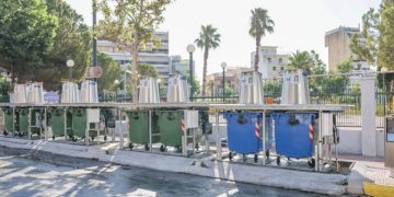 Νέοι υπόγειοι κάδοι στον Πειραιά: Σύγχρονα συστήματα για καθαρότερη και πιο βιώσιμη πόλη