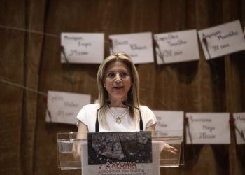 Αποκάλυψη in: Επάνοδος με υπόμνημα της Μ. Καρυστιανού για τις απειλές σε βάρος της