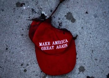 Μεταναστευτικό, οικονομία, Έπσταϊν και Ουκρανία: Ο Ντόναλντ Τραμπ έχει MAGA πρόβλημα στις ΗΠΑ