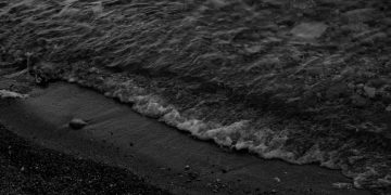 Παλαιό Φάληρο: Περιπλέκεται το θρίλερ με το κοριτσάκι που βρέθηκε νεκρό μετά το βίντεο με το καροτσάκι