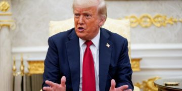 Τραμπ: «Είμαι απογοητευμένος αλλά δεν έχω τελειώσει με τον Πούτιν» – Πώς άλλαξε γνώμη για το ΝΑΤΟ