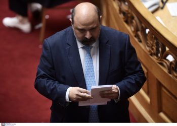 Αποκλειστικό in: Απέναντι στον Τριαντόπουλο οι πρώτοι συγγενείς θυμάτων στην υπόθεση των Τεμπών