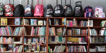 Ευρώπη: Τα σχολικά έξοδα αυξάνονται περισσότερο από τον πληθωρισμό – Σε ποιες χώρες είναι πιο ακριβά;