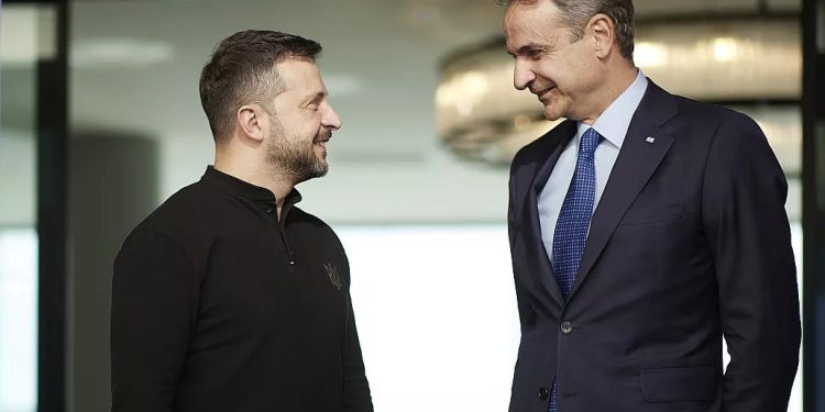 Μητσοτάκης στην τηλεδιάσκεψη ηγετών με Ζελένσκι: Μόνο η Ουκρανία λαμβάνει αποφάσεις για τα εδάφη της