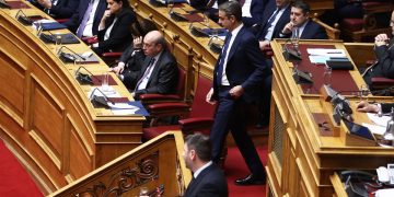 Κρίση εμπιστοσύνης και κρίση εκπροσώπησης – Οι πληγές του σκανδάλου του ΟΠΕΚΕΠΕ στο πολιτικό σύστημα