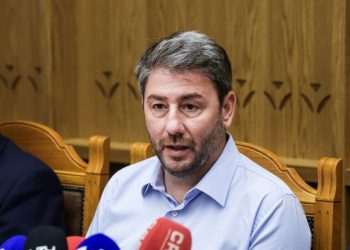 Ανδρουλάκης κατά Μητσοτάκη: Το φιάσκο του ΟΠΕΚΕΠΕ θα τον ακολουθεί μέχρι να ανοίξει η πόρτα εξόδου από το Μαξίμου