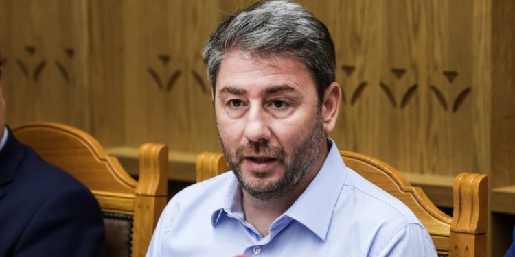 Ανδρουλάκης κατά Μητσοτάκη: Το φιάσκο του ΟΠΕΚΕΠΕ θα τον ακολουθεί μέχρι να ανοίξει η πόρτα εξόδου από το Μαξίμου