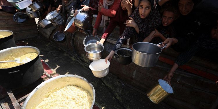 ΟΗΕ: Τουλάχιστον 1.760 Παλαιστίνιοι έχουν σκοτωθεί από το τέλος Μαΐου στη Γάζα αναζητώντας ανθρωπιστική βοήθεια