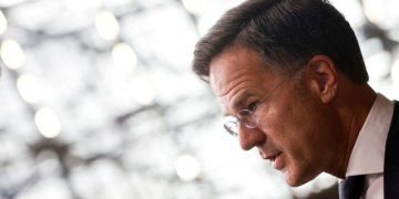 Ρούτε: Δεν συζητάμε την ένταξη της Ουκρανίας στο ΝΑΤΟ αλλά εγγυήσεις ασφαλείας