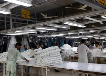 Τραμπ: Γιατί άφησε εισαγωγές αξίας 1 τρισ. να ξεφύγουν από το σφυρί των δασμών του