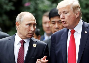 Ο Τραμπ ξαναπλησιάζει το Κρεμλίνο για την Ουκρανία – Γιατί το CNN κρατάει μικρό «καλάθι»