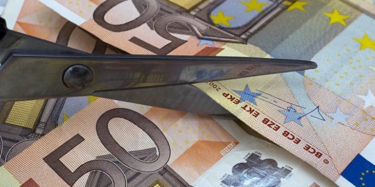 Οι κρυφές απώλειες για τους συνταξιούχους από το καλάθι της ΔΕΘ