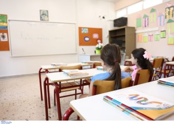Σχεδόν 20.000 τα κενά εκπαιδευτικών στα σχολεία – Το μπαλάκι… στις εγκυμονούσες πετάει το υπ. Παιδείας