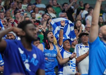 Εθνική Ελλάδας: «Πετάνε» για Ρίγα πάνω από 2.000 Έλληνες – Τι ισχύει με τις πτήσεις τσάρτερ για τον ημιτελικό με την Τουρκία