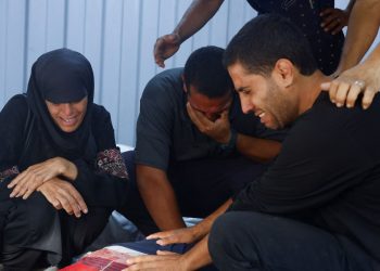 Γάζα: Το Ισραήλ συνεχίζει τη σφαγή ενώ ο Τραμπ συναντά τον Νετανιάχου και λέει ξανά ότι η εκεχειρία είναι κοντά