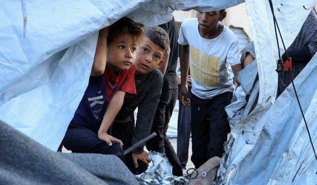 Γάζα: 700ή μέρα πολέμου, 700 μπαλόνια στον ουρανό του Τελ Αβίβ, 64.300 νεκροί Παλαιστίνιοι