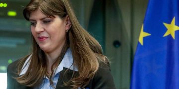 Στην Αθήνα η Ευρωπαία εισαγγελέας Λάουρα Κοβέσι – Τέμπη και σκάνδαλο ΟΠΕΚΕΠΕ στο μικροσκόπιο