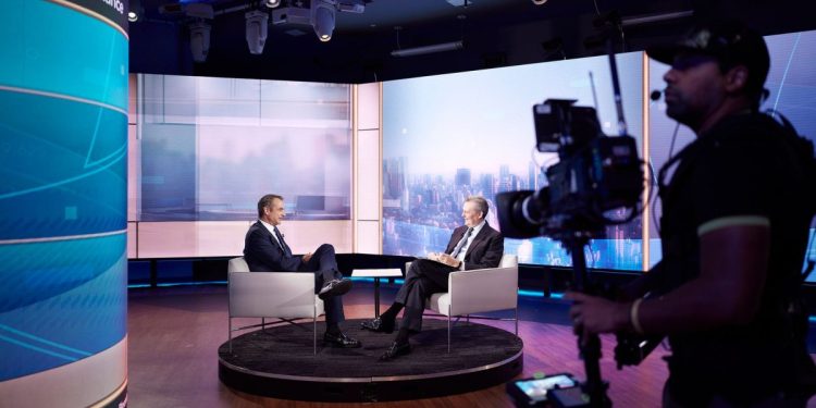 Μητσοτάκης στο Bloomberg: Εξακολουθεί να μην αποκλείει κυβερνήσεις συνεργασίας