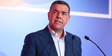 Το κόμμα Τσίπρα, ο ΣΥΡΙΖΑ και οι αποσυνάγωγοι που θέλουν ρήξη