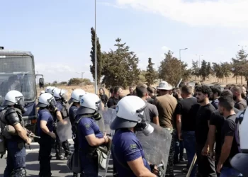 Κρήτη: Στους δρόμους οι κτηνοτρόφοι – «Το σκάνδαλο είναι της πολιτικής ηγεσίας και την πληρώνουμε εμείς»