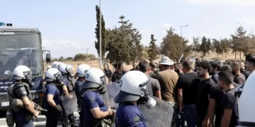 Κρήτη: Στους δρόμους οι κτηνοτρόφοι – «Το σκάνδαλο είναι της πολιτικής ηγεσίας και την πληρώνουμε εμείς»