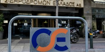 Τέμπη: «Παραιτηθείτε από τα ένδικα μέσα για τις αποζημιώσεις συγγενών θυμάτων» – Επιστολή του ΥΜΕ στον ΟΣΕ