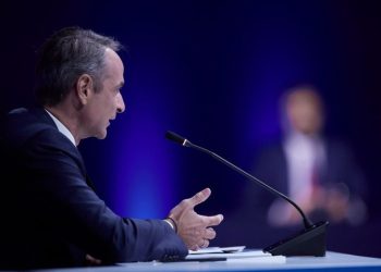 Τέσσερα ανοιχτά μέτωπα που ο Μητσοτάκης προσπάθησε να αμβλύνει στη ΔΕΘ και δύο αναδιπλώσεις