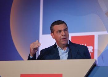 Αλέξης Τσίπρας: Οι κυβερνητικοί «δείκτες της ντροπής» στο μικροσκόπιο