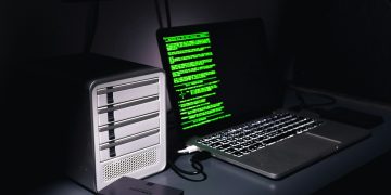 Υποκλοπές: στη συνείδηση της κοινωνίας η υπόθεση δεν έχει κλείσει