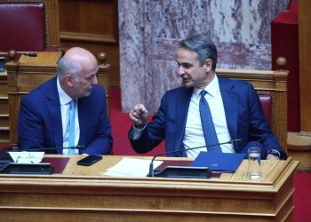 Τέμπη: Η κυβέρνηση επικαλείται την ανεξαρτησία της Δικαιοσύνης όταν… τη βολεύει