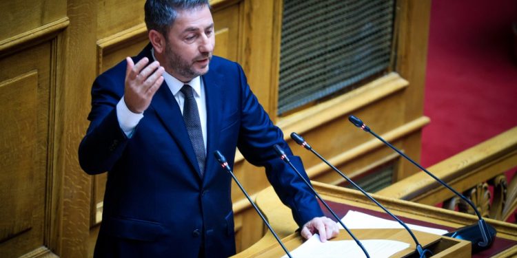 Ανδρουλάκης: Χρέος μου να απομακρύνω τη διεφθαρμένη κυβέρνηση και τον αρχιτέκτονα της εγχώριας παρακμής, Κ. Μητσοτάκη