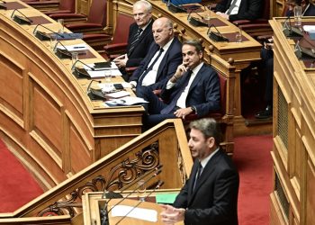 Μέτρα για πληθωρισμό και χρέη ζητά ο Ανδρουλάκης – «Χορηγός της ακρίβειας η κυβέρνηση»