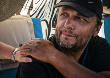 Ο απεργός πείνας και ο υπουργός