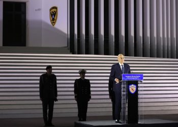 Διαγωνισμό για την ανάδειξη του μνημείου του Αγνώστου Στρατιώτη ανακοίνωσε ο Δένδιας