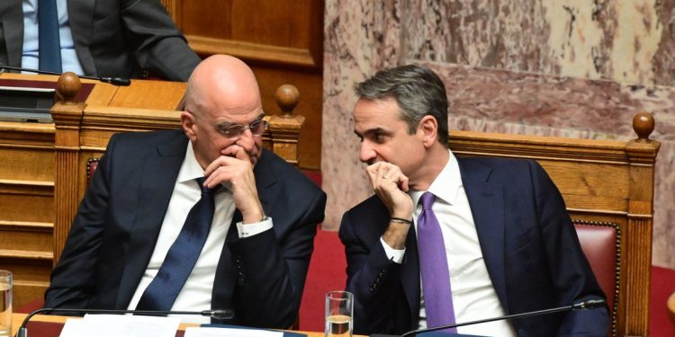 Ένας πρωθυπουργός απομονωμένος ακόμη και μέσα στο ίδιο του το κόμμα προσπαθεί να βάλει φραγμό στη διαμαρτυρία – και θα αποτύχει