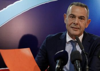 Καμμένος: Σχεδόν έτοιμος να επιστρέψει στην ενεργό πολιτική δηλώνει ο πρώην υπουργός Άμυνας