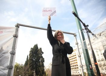 Μαρία Καρυστιανού: «Έχουμε ενδείξεις ότι υπήρχαν χημικά στα Τέμπη – Πάμε σε μία δίκη χωρίς ενόχους»
