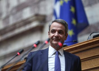 Οι… ξεχασιάρηδες του Μαξίμου προκαλούν εκνευρισμό στην γαλάζια Κοινοβουλευτική Ομάδα