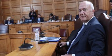 Μισόλογα και δικαιολογίες Κουρδή (ΟΠΕΚΕΠΕ) στην εξεταστική: Όλα καλώς καμωμένα στον οργανισμό…